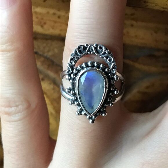 Natural Rainbow Moonstone Sterling Silver Ring Size 7 - Picture 8 of 9